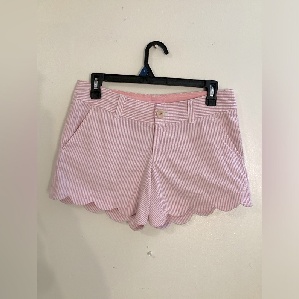 Lilly Pulitzer Shorts-size 00